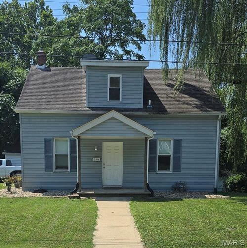 200 W Washington St, Collinsville, IL, 62234-3847 | Card Image