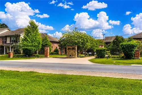 e-3202 Military Hwy, Pineville, LA, 71360-3903 | Card Image
