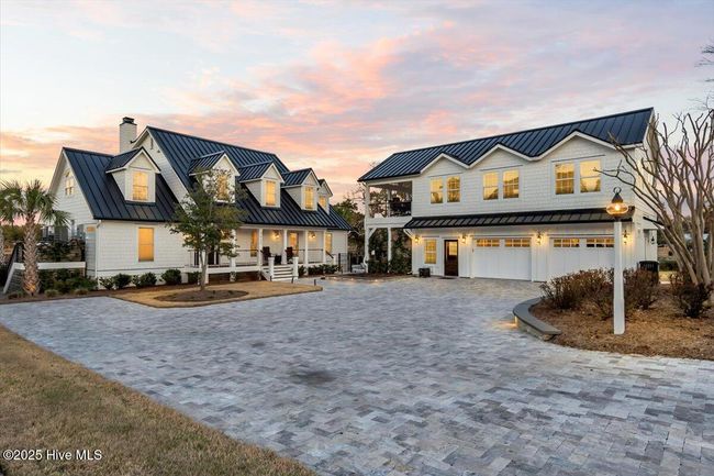 7522 Dunbar Rd, House other with 5 bedrooms, 4 bathrooms and 2 parking in Wilmington NC | Image 7