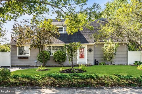 606 Poplar Street, Lakehurst, NJ, 08733 | Card Image