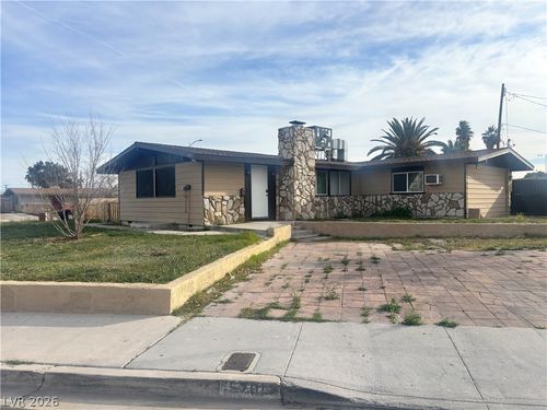 5701 Idle Ave, Las Vegas, NV, 89107-3624 | Card Image