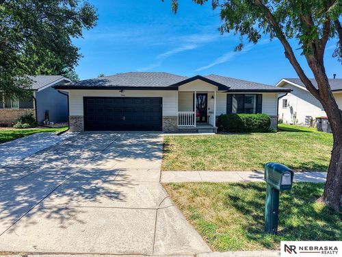 1541 Sw Lacey Ln, Lincoln, NE, 68522-1896 | Card Image