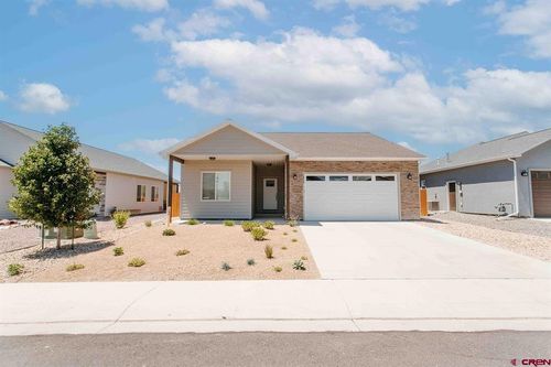1423 Fivemile Creek Ave, Montrose, CO, 81401-4314 | Card Image