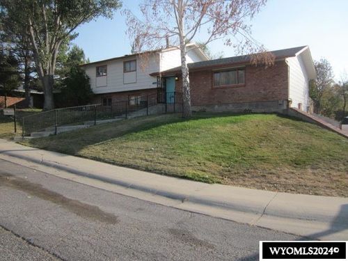 4003 Kent, Casper, WY, 82609 | Card Image