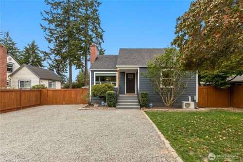 13215 3rd Ave Nw, Seattle, WA, 98177-4006 | Card Image