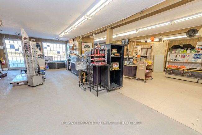 139 Main St, Home with 0 bedrooms, 2 bathrooms and null parking in Seeleys Bay ON | Image 4