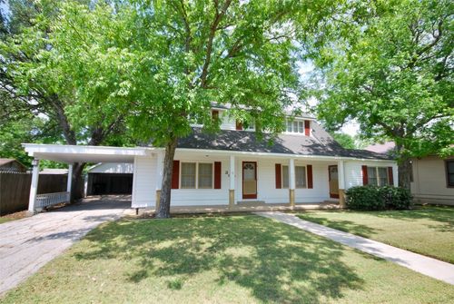 304 W Kerr, Moulton, TX, 77975-4696 | Card Image