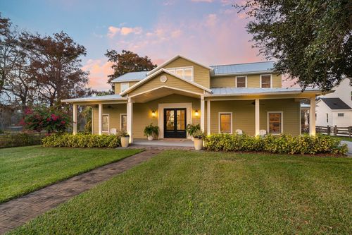 520 Lake Mills Rd, Chuluota, FL, 32766-9452 | Card Image