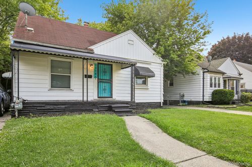 19146 Kingsville St, Detroit, MI, 48225-2142 | Card Image