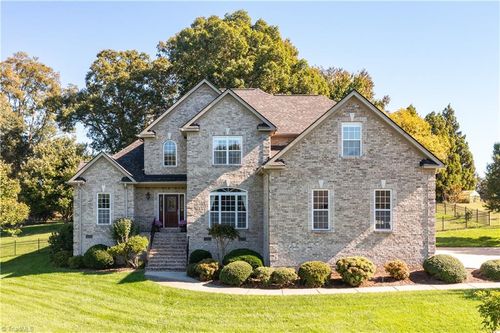 5402 Effieham St, Oak Ridge, NC, 27310-9202 | Card Image