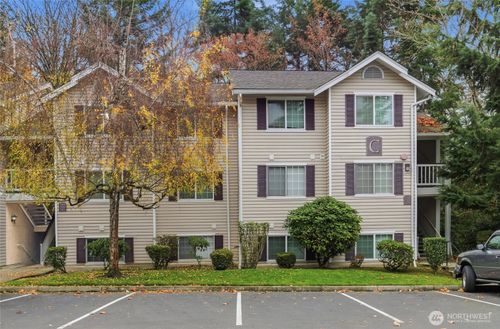 apt-c110-19230 Forest Park Dr Ne, Lake Forest Park, WA, 98155-2461 | Card Image