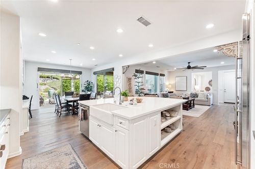 10 Vagar St, Rancho Mission Viejo, CA, 92694-1598 | Card Image