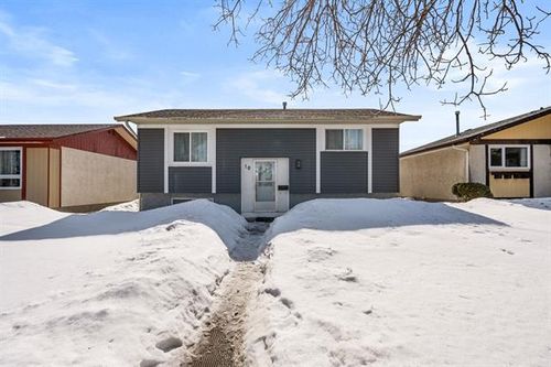 10 Councillor Bay, Winnipeg, MB, R2P0X3 | Card Image