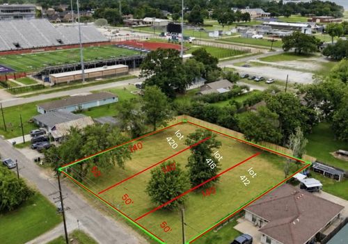 416 Avenue F, Port Neches, TX, 77651-3017 | Card Image