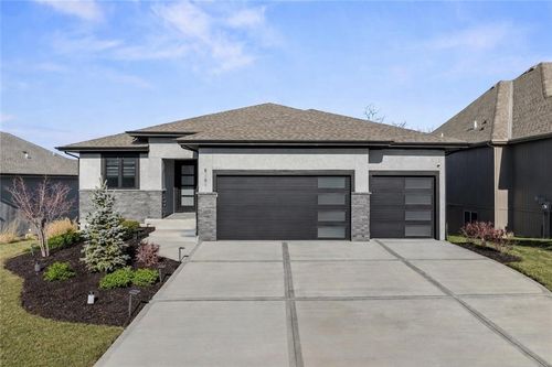 8181 Valley Rd, Lenexa, KS, 66220-2509 | Card Image