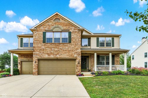 591 Sutton Dr, Greenwood, IN, 46142-8839 | Card Image