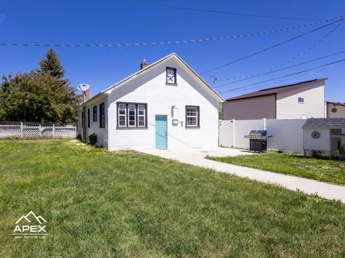 625 7th St, Evanston, WY, 82930-3513 | Card Image