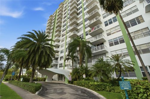 a710-2100 Sans Souci Blvd, North Miami, FL, 33181 | Card Image