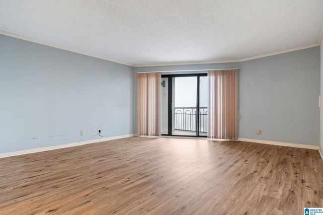 APT-504 - 1300 Beacon Pkwy E, Condo with 3 bedrooms, 3 bathrooms and null parking in BIRMINGHAM AL | Image 9