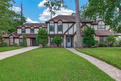6803 Wimbledon Estates Dr, Spring, TX, 77379-7650 | Card Image