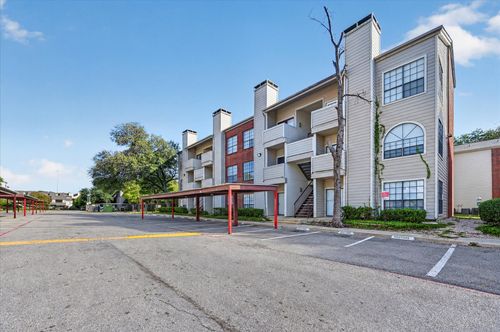 51-9737 Whitehurst Drive, Dallas, TX, 75243 | Card Image