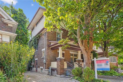 5 Dekay St, Kitchener, ON, N2H3T1 | Card Image