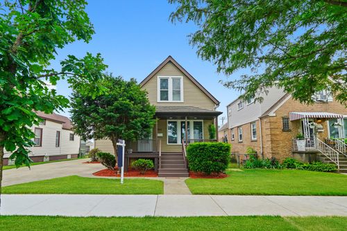 8503 Center St, River Grove, IL, 60171-3101 | Card Image