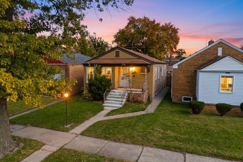 14235 S Dearborn St, Riverdale, IL, 60827-2511 | Card Image