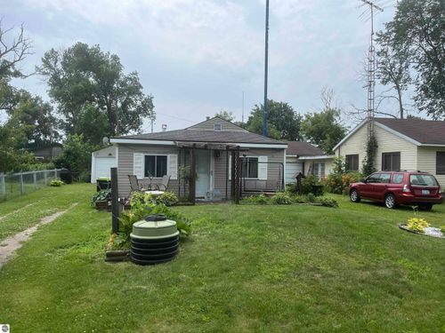 2157 Ash St, Standish, MI, 48658-9763 | Card Image
