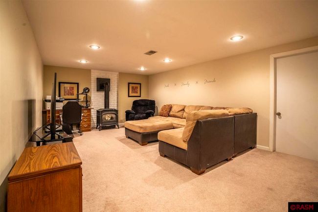 1419 Southridge Rd, House other with 3 bedrooms, 3 bathrooms and null parking in New Ulm MN | Image 15