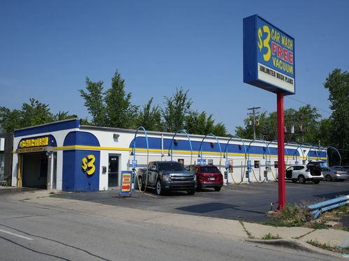 44 W Saint Charles Rd, Villa Park, IL, 60181-2424 | Card Image