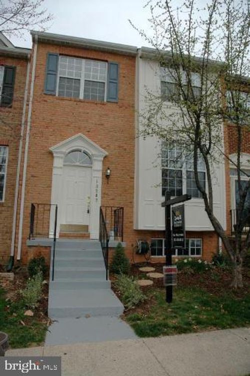 13207 Ashnut Ln, HERNDON, VA, 20171-4308 | Card Image