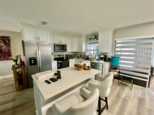2374-2374 Sw 11th Ave, Boynton Beach, FL, 33426-5332 | Card Image