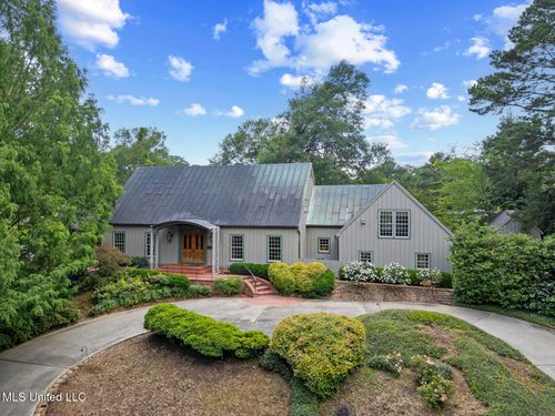 3651 Woodward Pl, Jackson, MS, 39216-3525 | Card Image