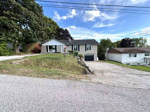 1377 Old Green Lane, East Gwillimbury, ON, L9N0L7 | Card Image