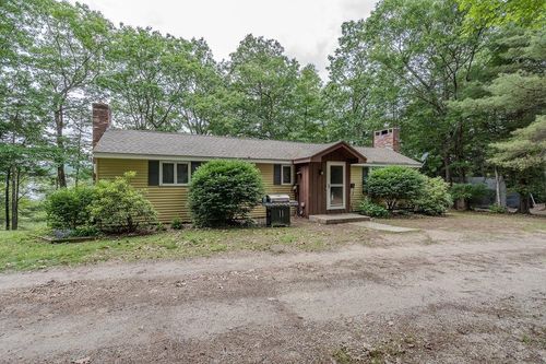 3 Spruce Cove Rd, Northwood, NH, 03261-3701 | Card Image