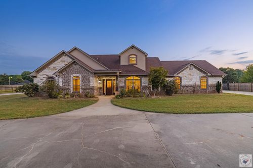 2604 Holly Dr., Texarkana, TX, 75501 | Card Image
