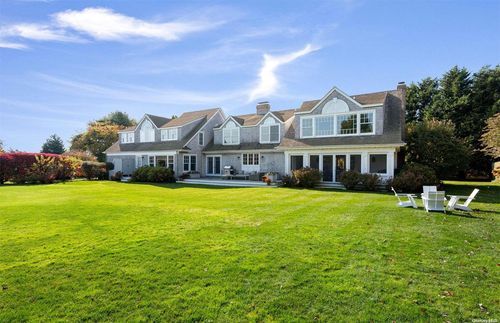 429 Butter Ln, Bridgehampton, NY, 11932-4103 | Card Image
