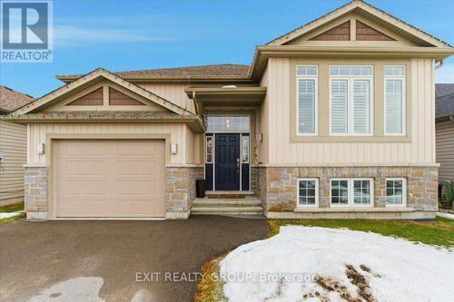 326 Cannifton Rd N, Corbyville, ON, K0K1V0 | Card Image