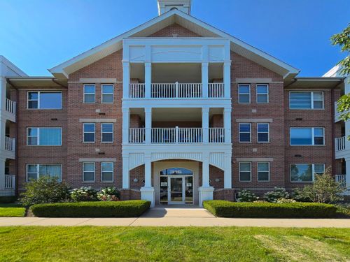 unit-212-316 56th St, Kenosha, WI, 53140-3797 | Card Image