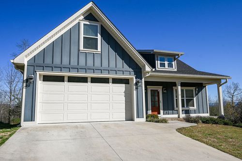 175 Greenbriar Trl Ne, Cleveland, TN, 37323-5253 | Card Image