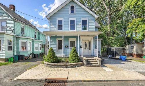 30 Spring St, Haverstraw, NY, 10927-1028 | Card Image