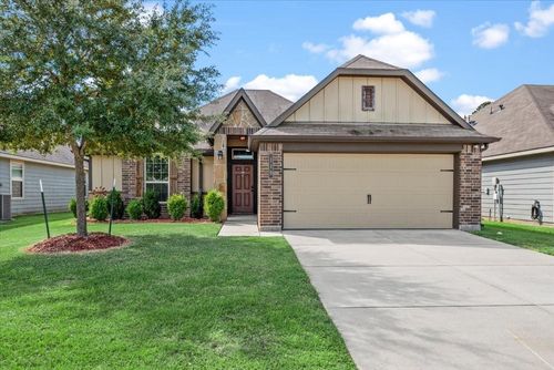 119 Brocks Ln, Montgomery, TX, 77356-1816 | Card Image