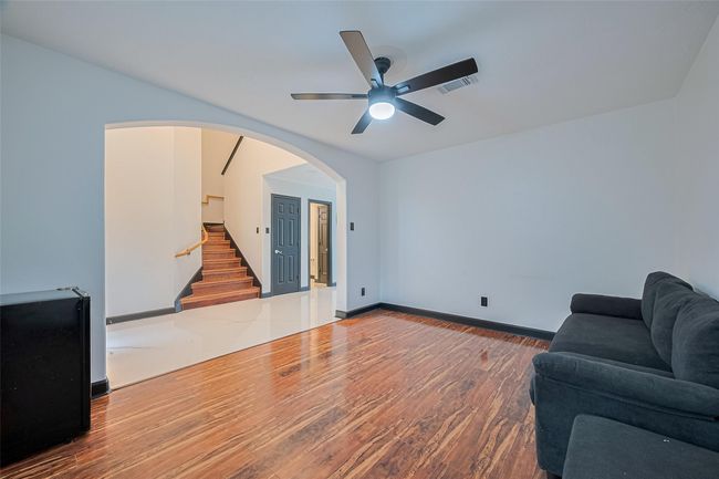 13703 Broad Oaks Ln, House other with 4 bedrooms, 3 bathrooms and 2 parking in Rosharon TX | Image 4