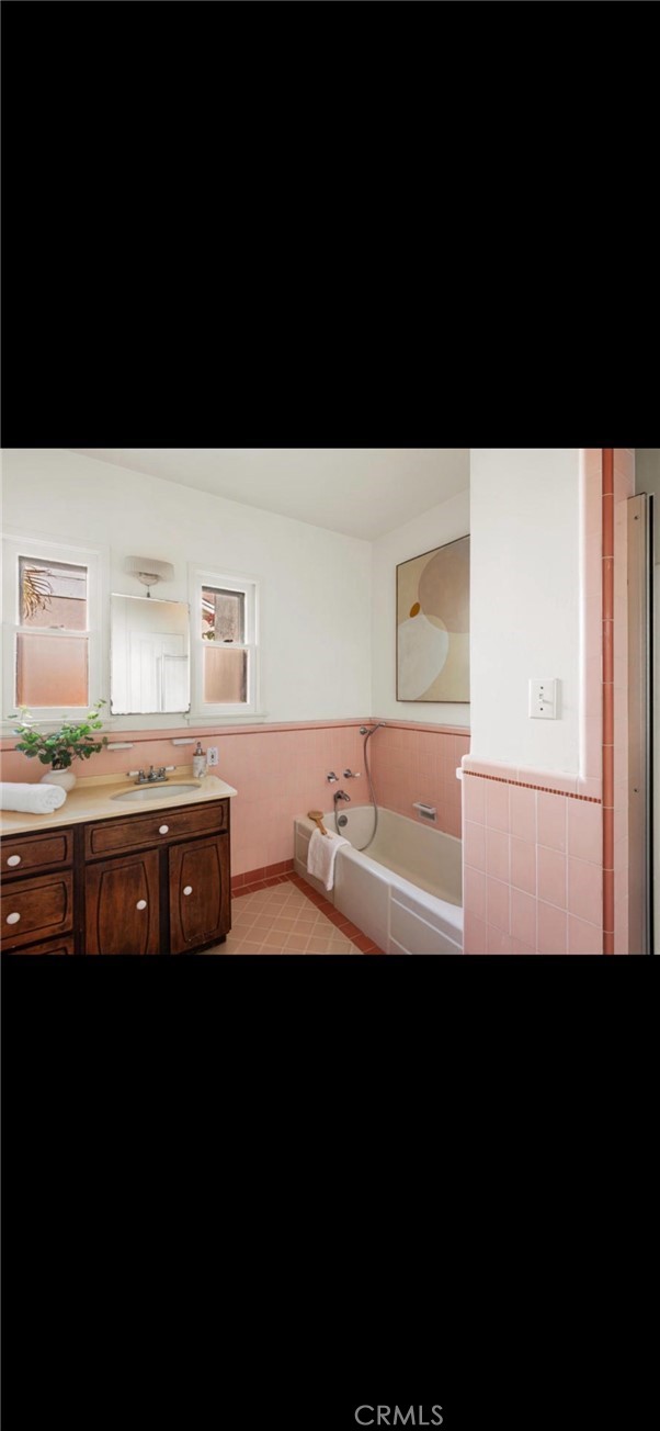 Residential Lease in Pasadena 5