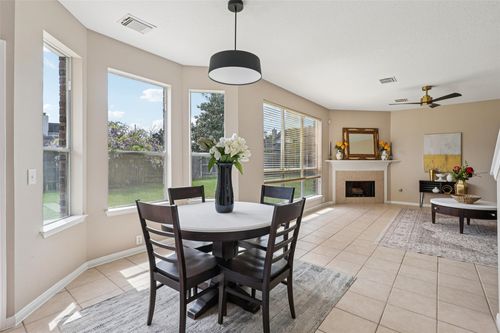 8002 Cross Trail Dr, Sugar Land, TX, 77479-7005 | Card Image