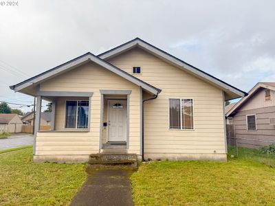 303 23 Rd Ave, House other with 3 bedrooms, 1 bathrooms and 1 parking in LONGVIEW WA | Image 1