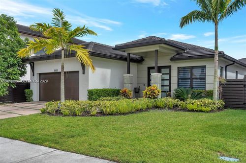 0-8820 Nw 155th Ter, Miami Lakes, FL, 33018 | Card Image