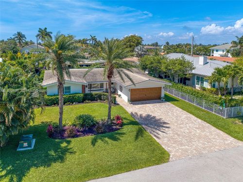 2832 Ne 34th St, Lighthouse Point, FL, 33064-8556 | Card Image