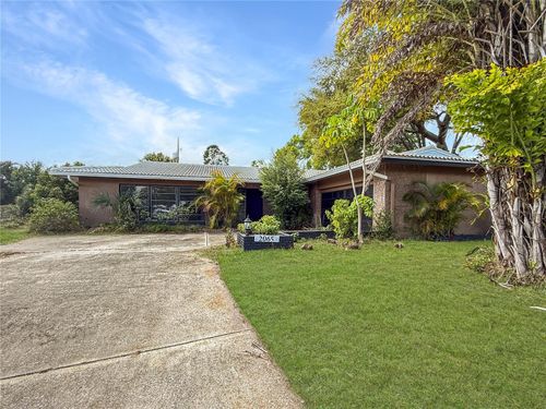 2065 Envoy Ct, CLEARWATER, FL, 33764-2560 | Card Image